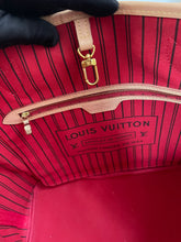 Load image into Gallery viewer, Neverfull MM Cerise SKU6340