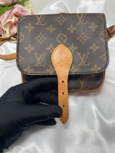 Load image into Gallery viewer, Cartouchiere PM SKU6247