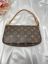 Load image into Gallery viewer, Pochette Accesories SKU6250