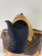 Load image into Gallery viewer, Retiro PM Monogram SKU701