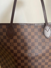 Load image into Gallery viewer, Louis Vuitton Neverfull GM DE SKU6338
