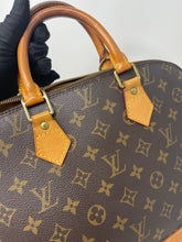 Load image into Gallery viewer, Louis Vuitton Alma PM SKU6697
