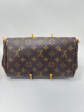 Load image into Gallery viewer, LV Favorite MM SKU7078

