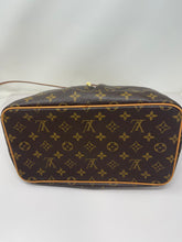 Load image into Gallery viewer, Louis Vuitton Palermo SKU6749
