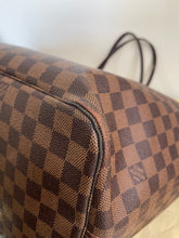 Load image into Gallery viewer, Louis Vuitton Neverfull GM DE SKU6338
