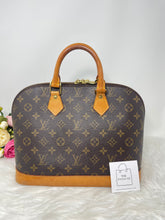 Load image into Gallery viewer, Louis Vuitton Alma PM SKU6697
