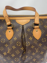 Load image into Gallery viewer, Louis Vuitton Palermo SKU6749
