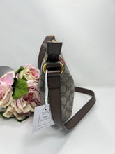 Load image into Gallery viewer, Gucci Ophidia Crossbody SKU7090
