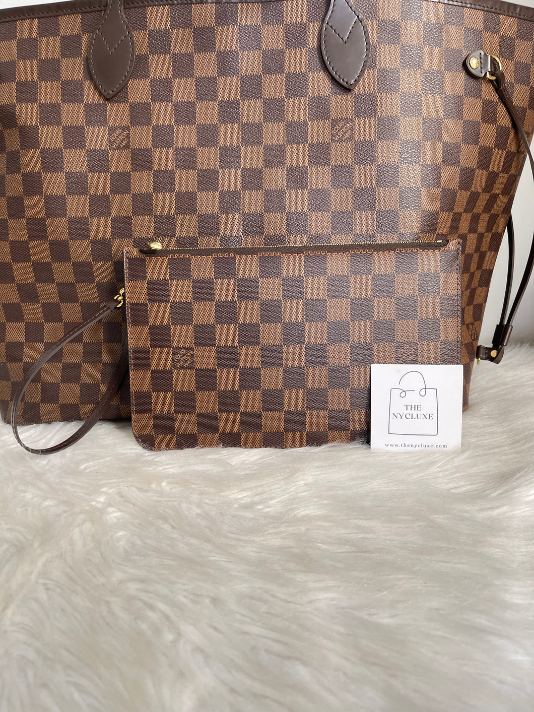 Louis Vuitton Neverfull MM Pouch SKU6633