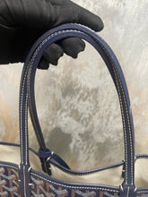 Load image into Gallery viewer, Goyard Navy PM SKU7014
