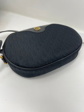 Load image into Gallery viewer, Dior Troutter SKU6942
