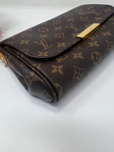 Load image into Gallery viewer, LV Favorite MM SKU7078
