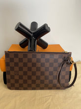 Load image into Gallery viewer, Louis Vuitton Neverfull MM Pouch SKU6639
