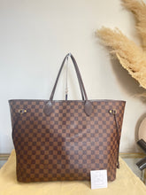 Load image into Gallery viewer, Louis Vuitton Neverfull GM DE SKU6338
