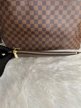 Load image into Gallery viewer, Louis Vuitton Neverfull MM Pouch SKU6633
