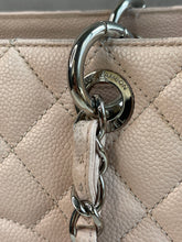 Load image into Gallery viewer, Chanel GST SKU6449
