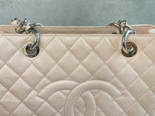 Load image into Gallery viewer, Chanel GST SKU6449
