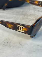 Load image into Gallery viewer, Chanel Sunglass SKU6549
