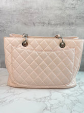 Load image into Gallery viewer, Chanel GST SKU6449
