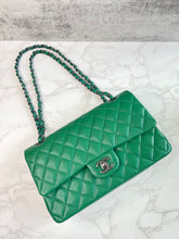 Load image into Gallery viewer, Chanel Double Flap MM SKU
