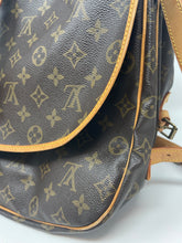 Load image into Gallery viewer, Saumur 35 Monogram Crossbody
