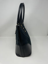 Load image into Gallery viewer, Gucci Hasler Tote Black Sherry Line
