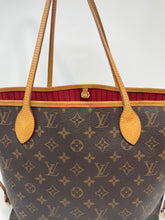 Load image into Gallery viewer, Neverfull MM Cherry Red SKU1177
