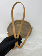 Load image into Gallery viewer, Gucci Macro Round SKU6124
