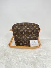 Load image into Gallery viewer, Drouot Crossbody SKU1540
