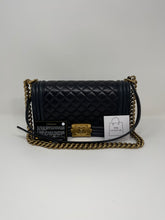 Load image into Gallery viewer, Chanel Le Boy Medium BLK SKU1007
