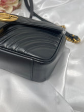 Load image into Gallery viewer, Gucci Marmont Flap SKU6279

