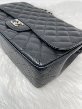 Load image into Gallery viewer, Chanel Classic Jumbo SHW SKU6002
