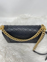 Load image into Gallery viewer, Chanel Leboy MM SKU6003
