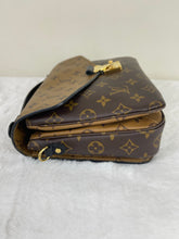 Load image into Gallery viewer, Pochette Metis Reverse SKU858
