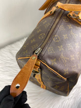 Load image into Gallery viewer, Keepall Bandouliere 45 SKU744
