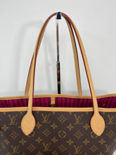 Load image into Gallery viewer, Neverfull MM Pivione SKU1505
