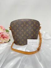 Load image into Gallery viewer, Drouot Crossbody SKU6244
