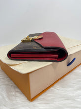 Load image into Gallery viewer, Pallas Wallet Red SKU6152
