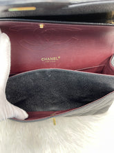 Load image into Gallery viewer, Chanel Classic Jumbo SKU6001
